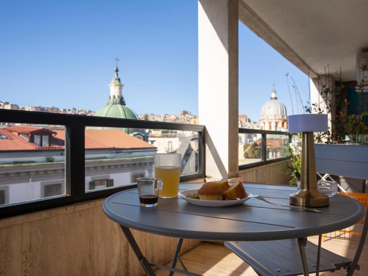 Salotto Borbonico Bed & Breakfast Naples Luaran gambar