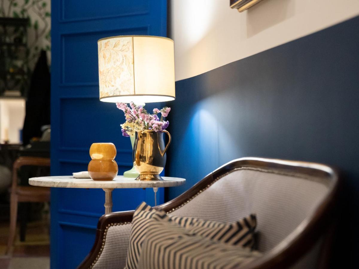 Salotto Borbonico Bed & Breakfast Naples Luaran gambar